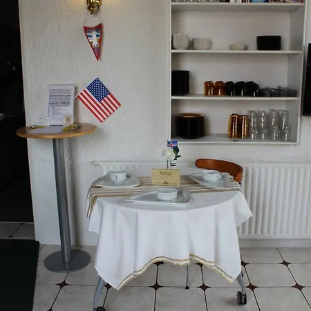 Pensionat Vikingur 2*